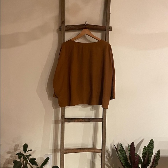 Jamie + The Jones Raw Silk Top in Pumpkin - Picture 5 of 7